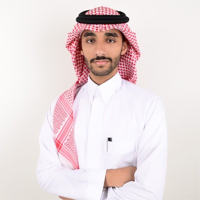 المتدرب عبدالله الكهمشي — طالب كلية الحقوق والعلوم السياسية بجامعة الملك سعود